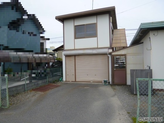 吉田町川尻　事務所　100坪超の整形地　6～8台駐車可能の画像