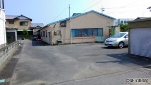 吉田町住吉　事務所付作業所　15台以上駐車可能