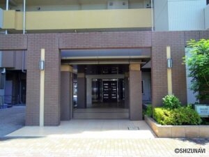 シャリエ沼津御成橋　JR沼津駅徒歩10分　集明小学校・第二中学校区の画像