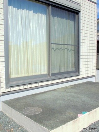 磐田市壱貫地 セキスイハイム施工 重厚なタイル外壁の画像