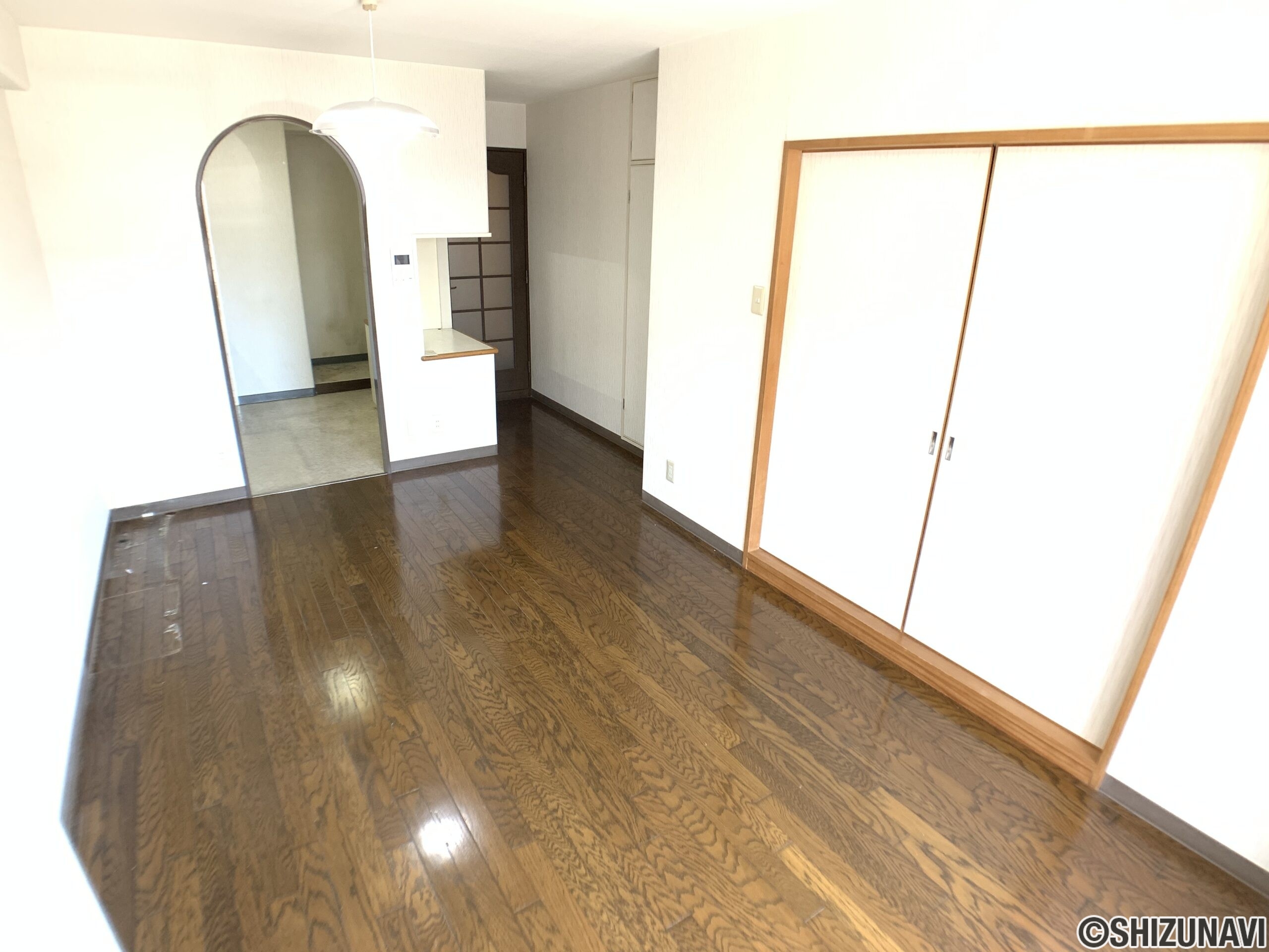 グランドハイム新川 105号室