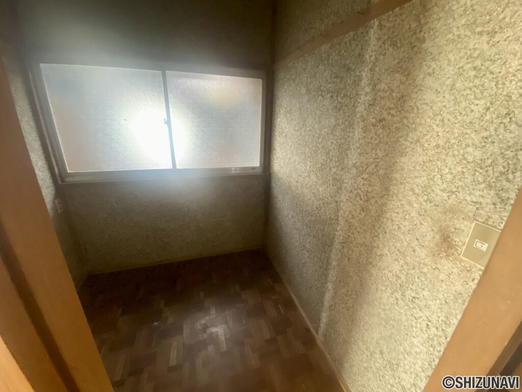 1階納戸部分です。