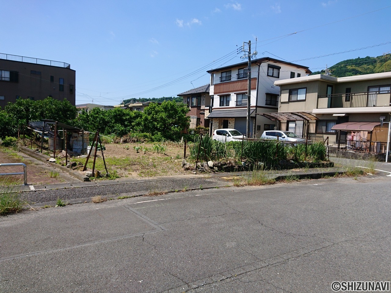 清水区八木間町 区画整理地の角地 約42坪の敷地面積 建築条件なし