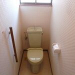 磐田市中泉　2階トイレ