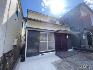 【リフォーム中】焼津市栄町　外壁塗装、水回り新品交換済の住宅