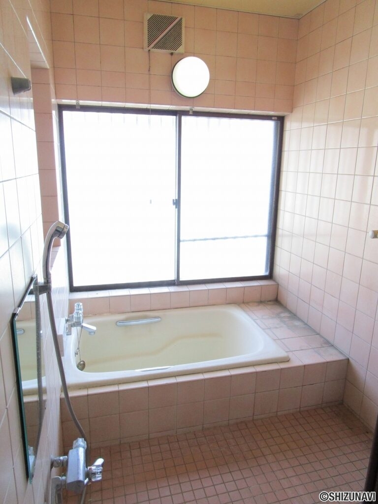 富士市伝法　戸建　浴室