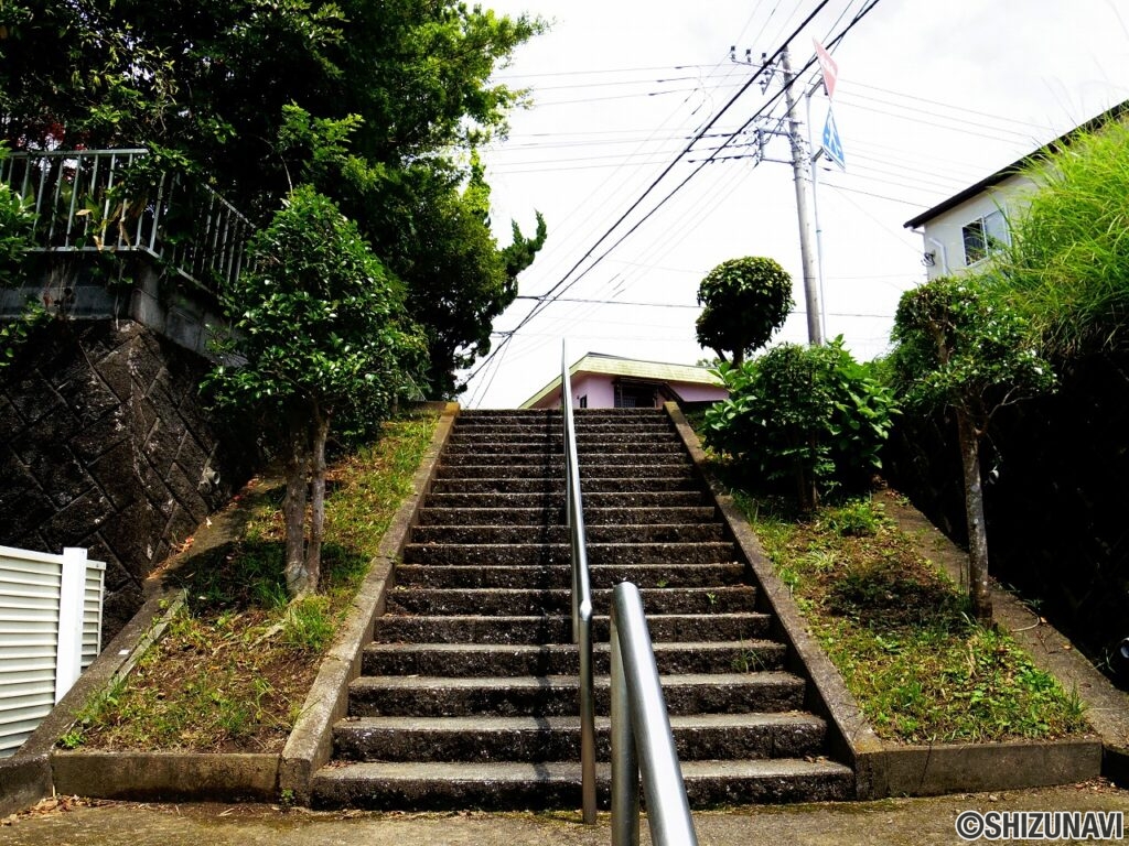 三島市富士見台　売土地　隣接地