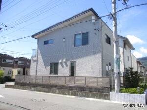 富士市松岡　一条工務店施工　4LDK　中古住宅の画像