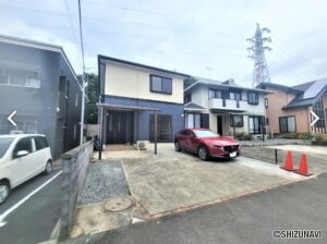 【リフォーム済】富士宮市三園平　中古住宅　駐車場2台の物件画像