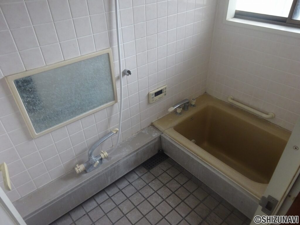 三島市芙蓉台2丁目　中古住宅　浴室
