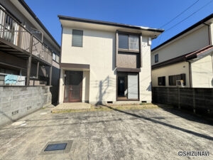 【リフォーム済】静岡市清水区村松　駐車並列3台可能！の物件画像