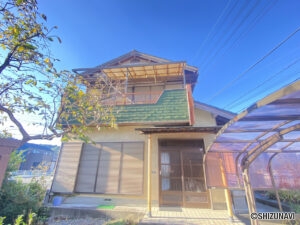 【内外装リフォーム予定】島田市金谷根岸町　中古住宅の物件画像