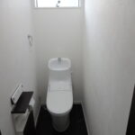 富士市一色　戸建て　1階トイレ