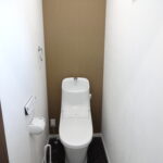 富士市一色　戸建て　2階トイレ。