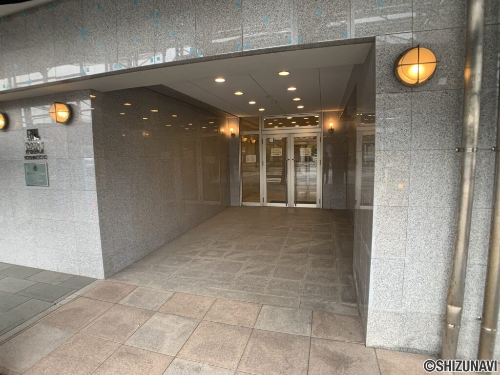 MS　エンブルガーデン吉野町　エントランス