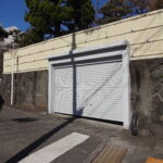 宇東川西町　戸建て　車庫