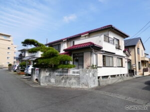 御殿場市茱萸沢　売土地　南東角地　市街化区域　建築条件無しの物件画像