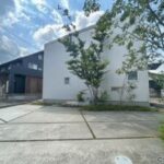 AIで車を消しました。