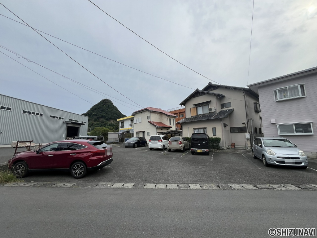 下田市西中　売土地　現状駐車場オーナーチェンジも可能の画像