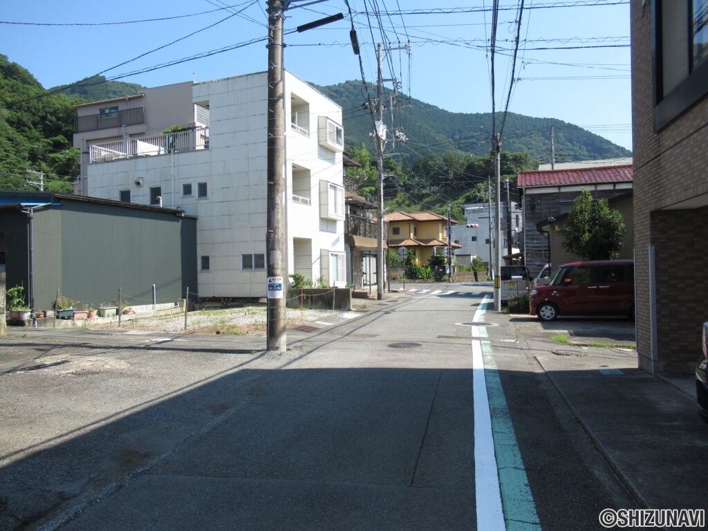 沼津市内浦三津　土地　前面道路