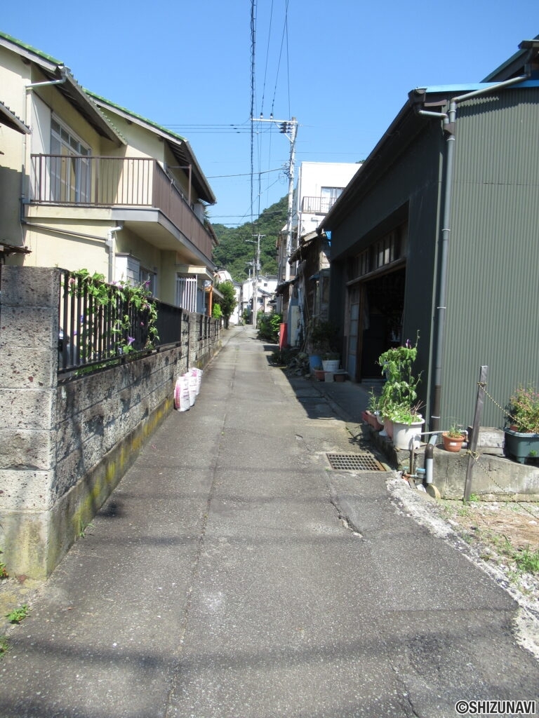 沼津市内浦三津　土地　前面道路