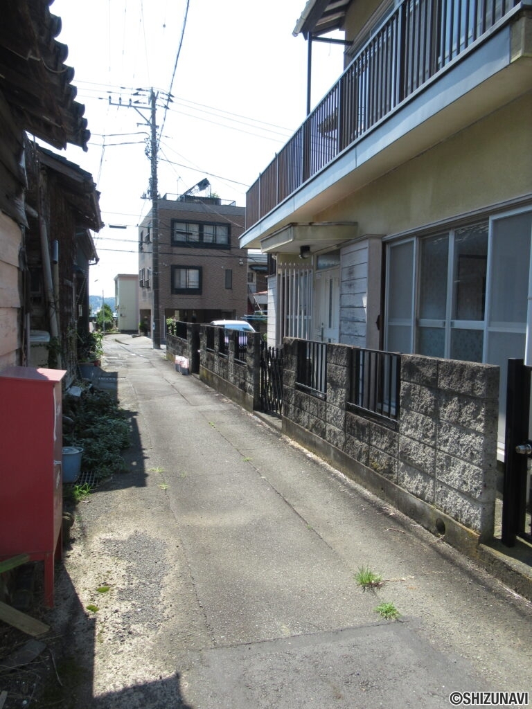 沼津市内浦三津　土地　前面道路