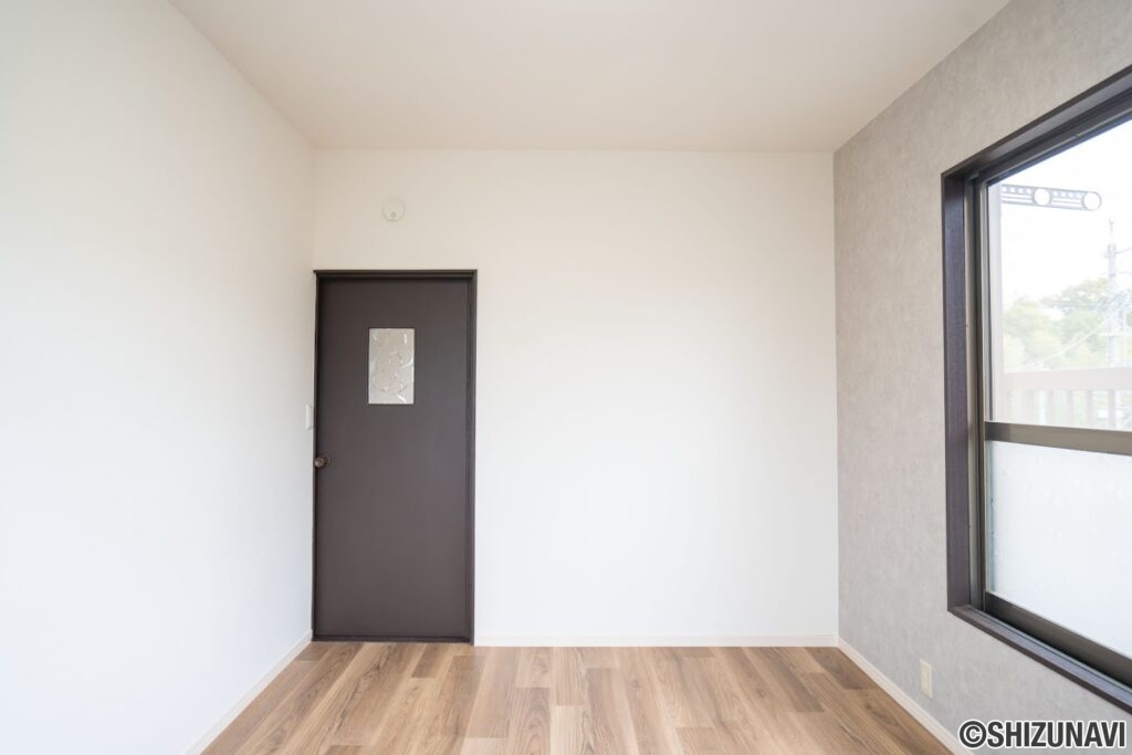 2F洋室②　別角度です。