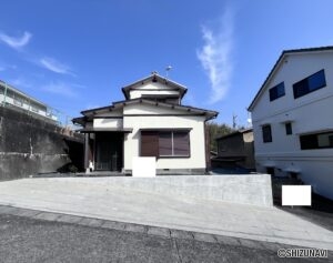 建物外観　別角度です。3台駐車可能です。