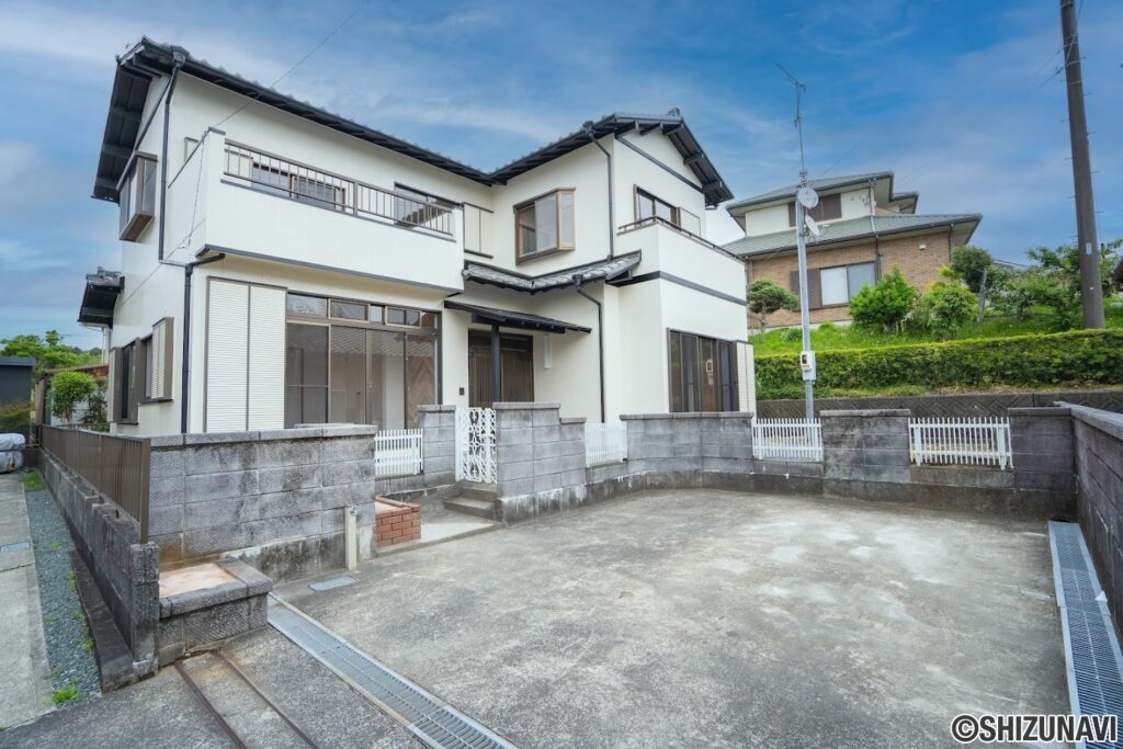 袋井市春岡　中古住宅