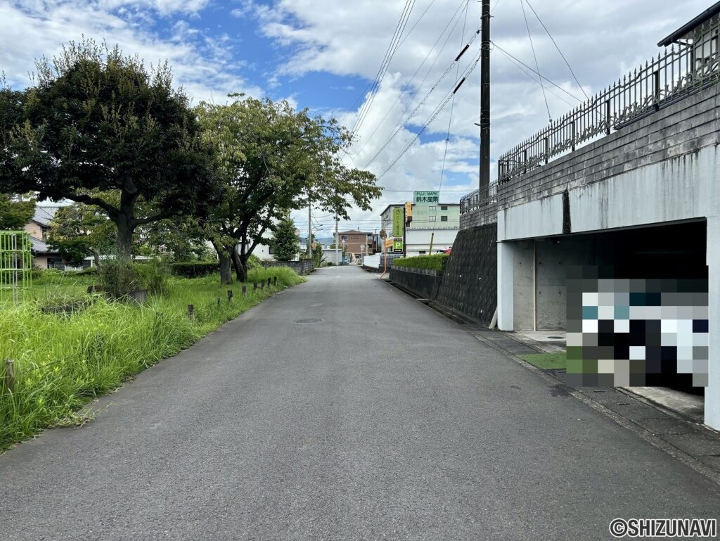 富士宮市西小泉町　中古住宅の画像