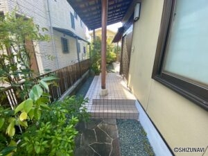 藤枝市岡部町三輪　中古住宅