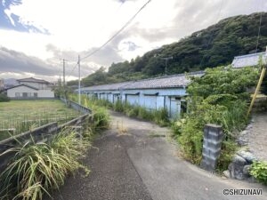 静岡市清水区蒲原新田2丁目　売土地　借家6棟有り。の物件画像