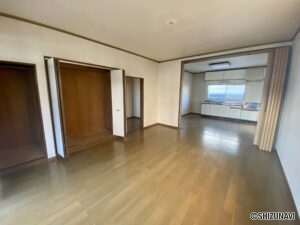 静岡市葵区上土1丁目　中古住宅