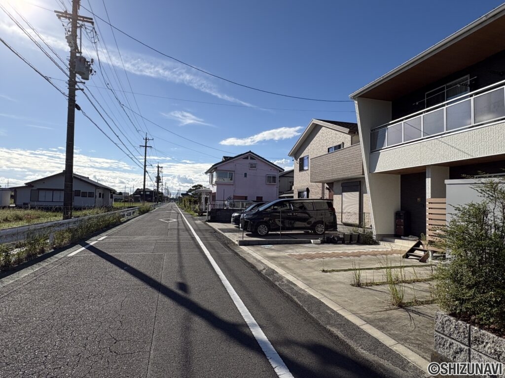 焼津市中新田 前面道路②