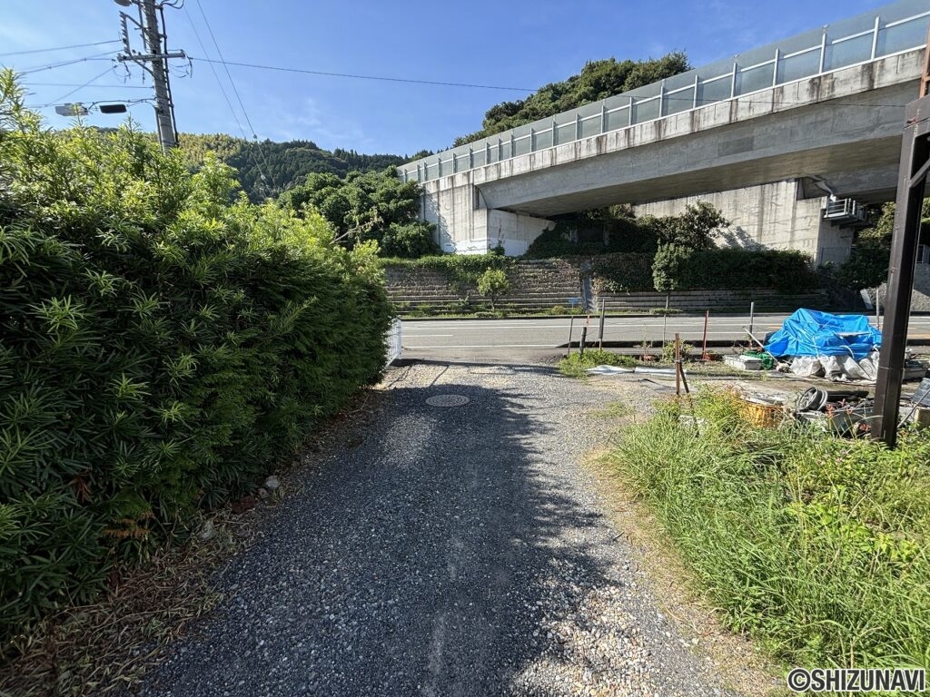 静岡市葵区大岩4丁目　南西向きの陽当たり良好な中古住宅の画像