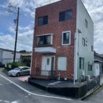 岡部町三輪　3階建