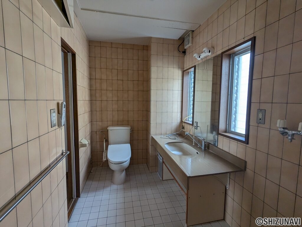 沼津市米山町トイレ洗面2
