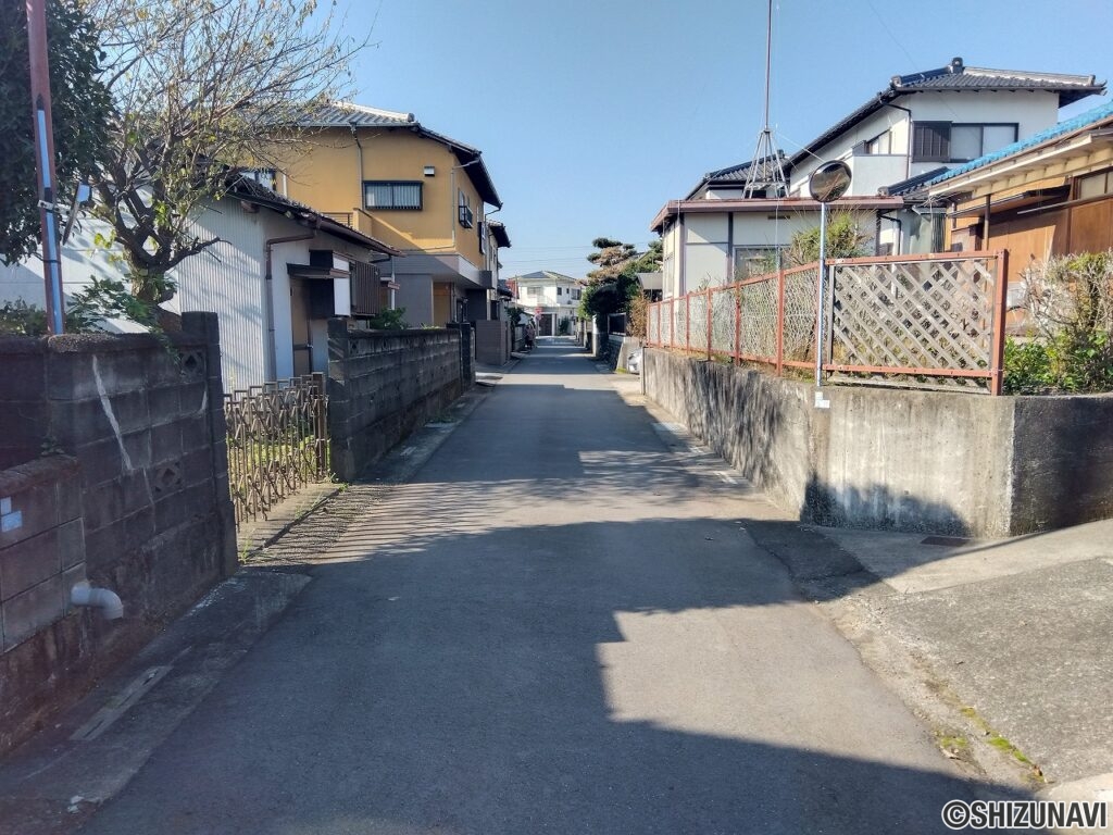 富士市広見東本町　売り土地　外観