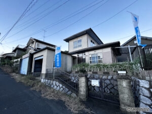 浜松市中央区半田山2丁目　中古住宅の物件画像