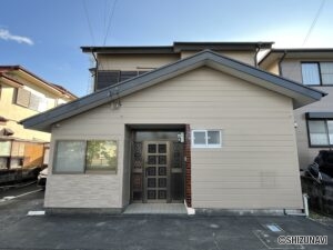 焼津市田尻　中古住宅の物件画像