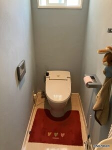 1階トイレはタンクレスとなっております。