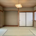 リビング直結の和室がございます。畳は新品に交換済です。