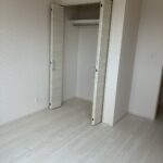 洋室（5.4帖　西側）　クローゼット
