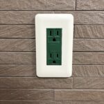 リビングに災害時の予備電源を備えています。また、受水槽もあり万が一の時でも最低限のライフラインを確保できます。