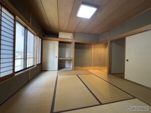 岡部町三輪　中古住宅