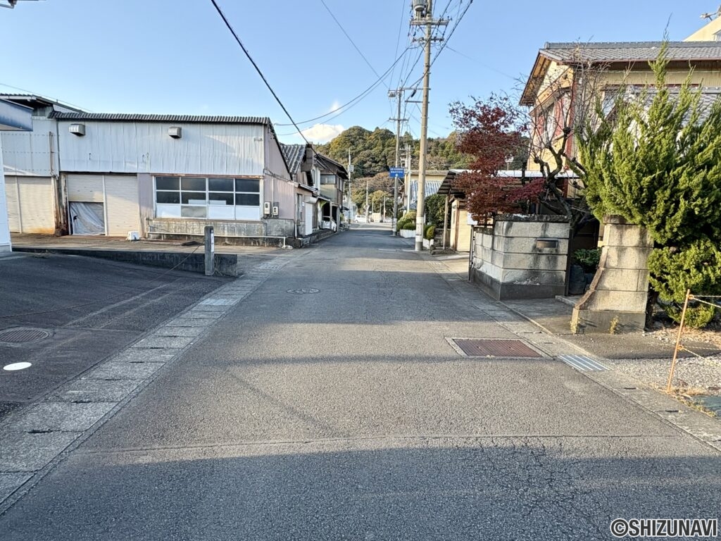 焼津市浜当目　土地　前面道路