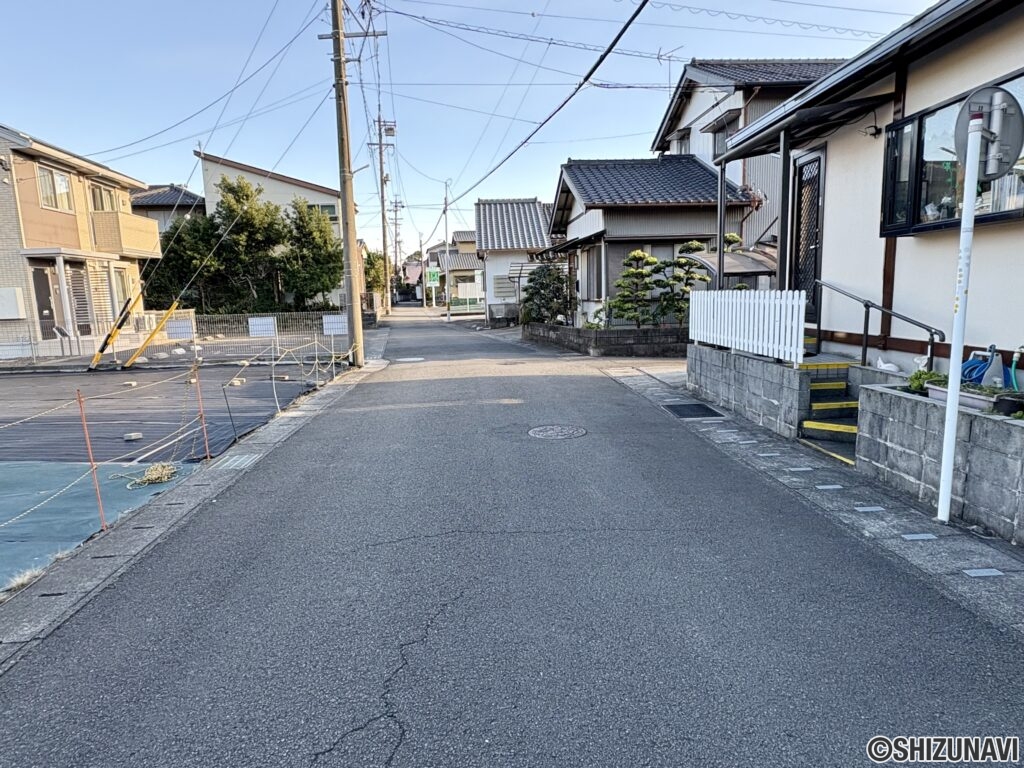 焼津市浜当目　土地　前面道路