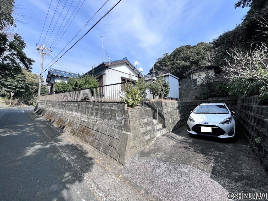 湖西市新居町内山　中古住宅