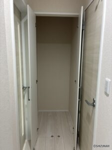 大容量の廊下収納