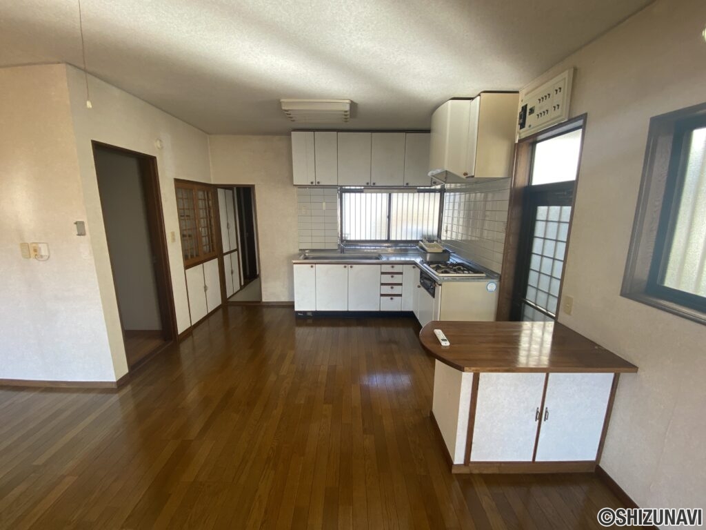 榛原郡吉田町住吉379-18　中古住宅